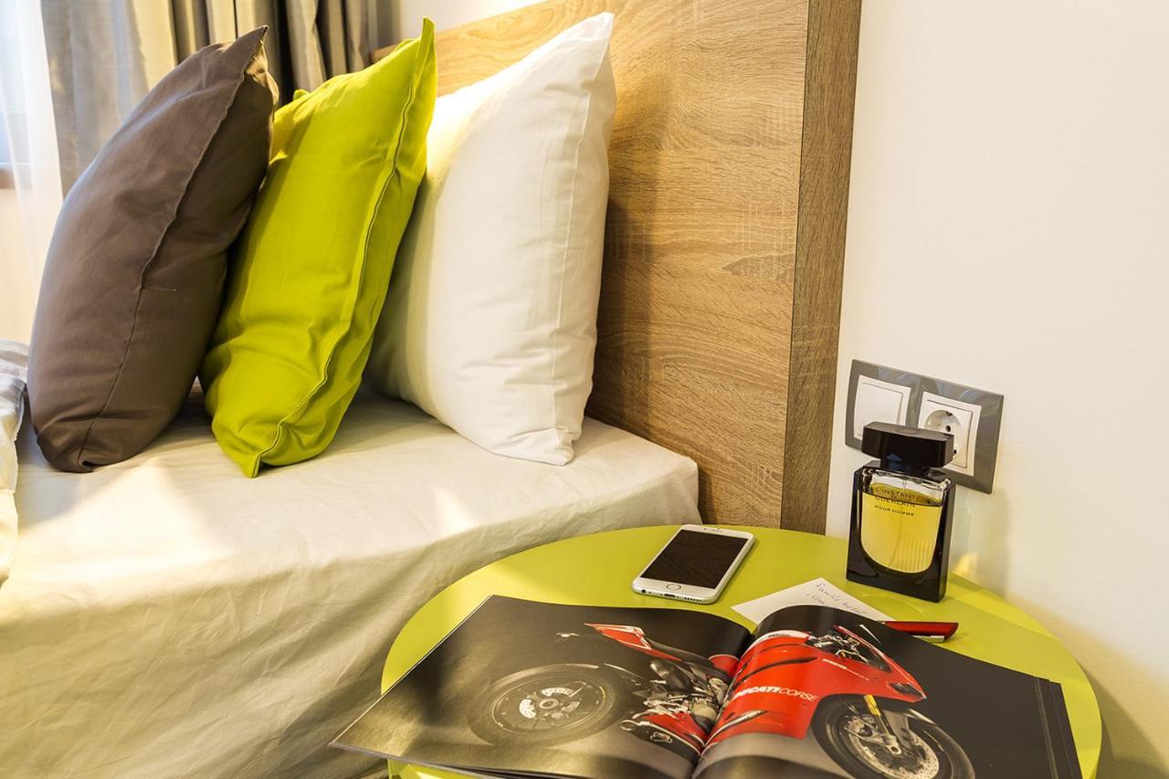 Hotel Compliment Trjawna Exterior foto