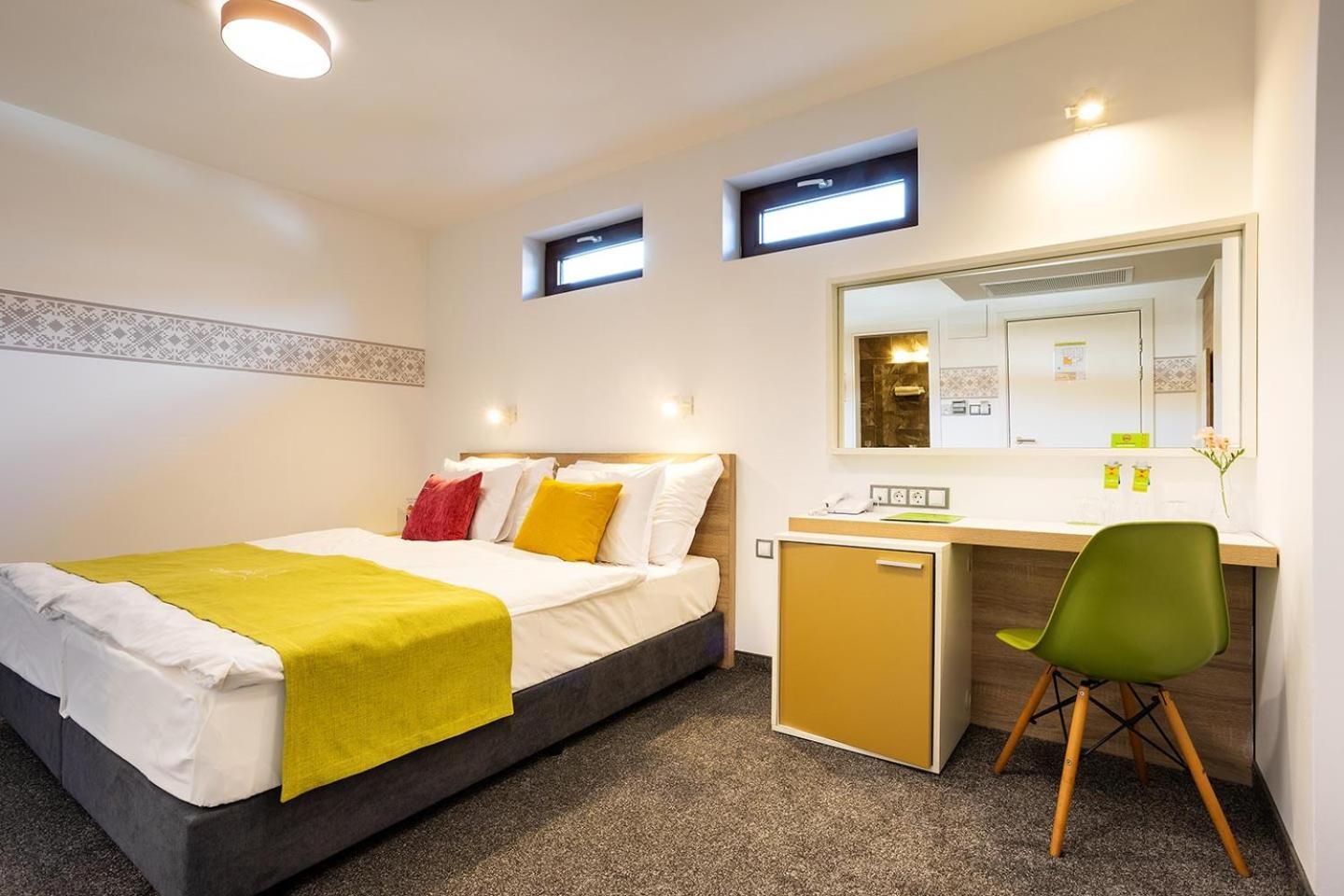 Hotel Compliment Trjawna Exterior foto