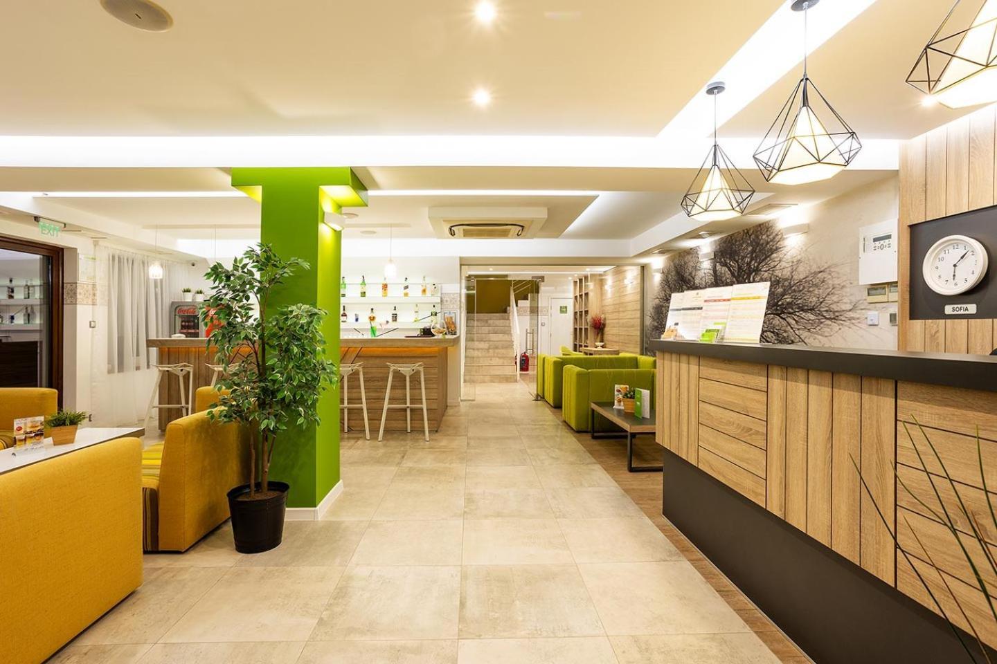 Hotel Compliment Trjawna Exterior foto