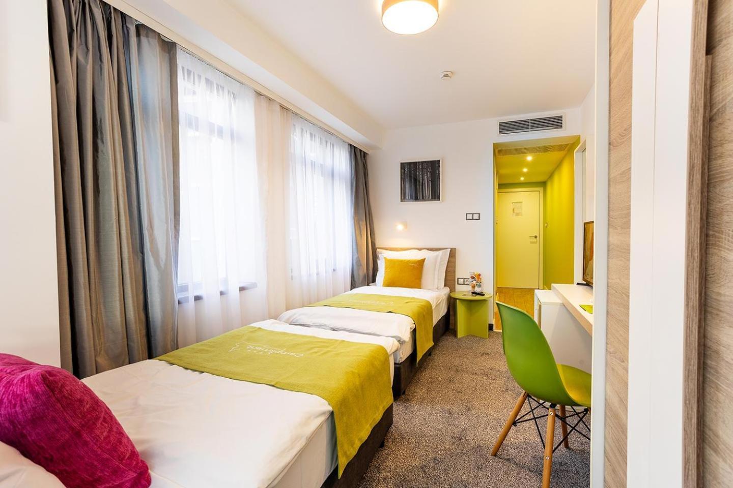 Hotel Compliment Trjawna Exterior foto