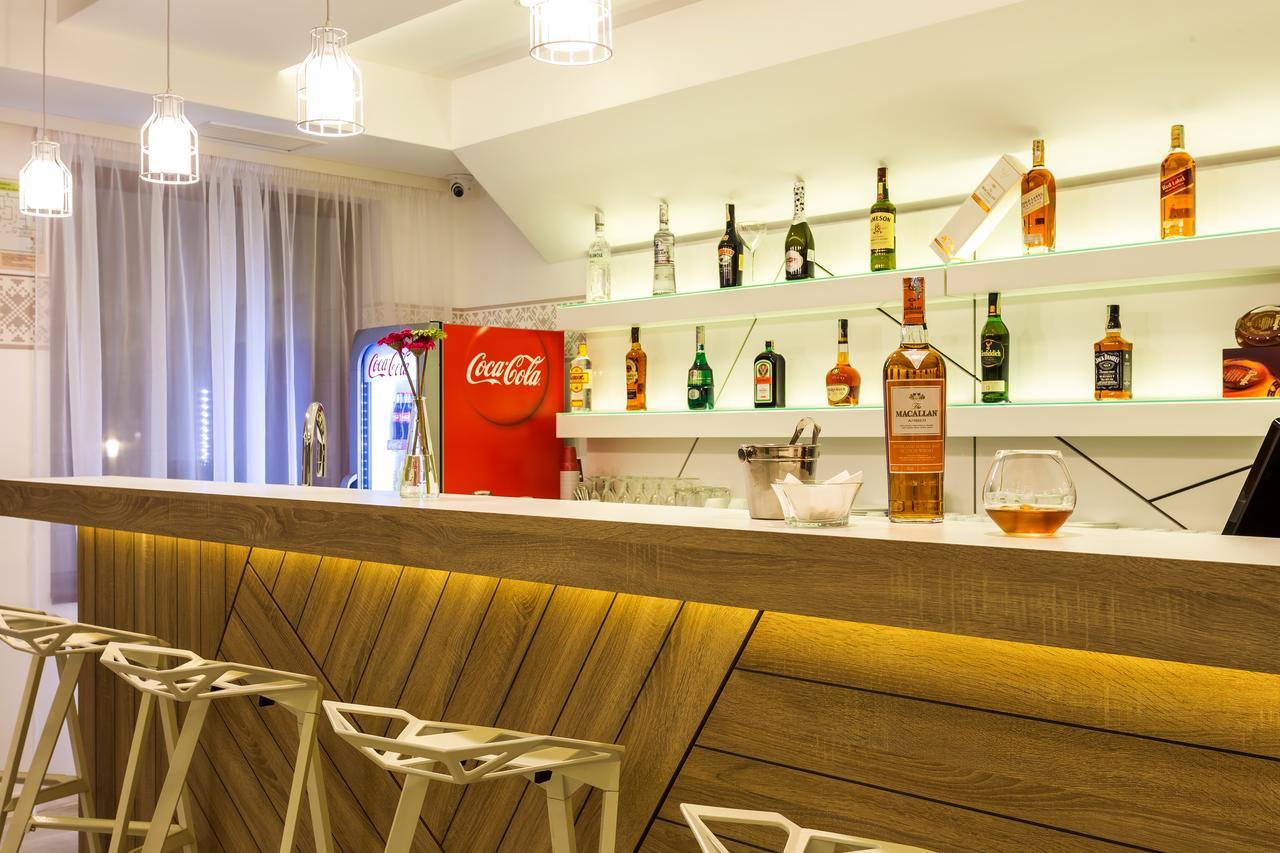 Hotel Compliment Trjawna Exterior foto